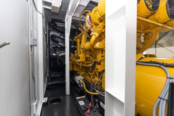 Enclosure-Internal-Features3